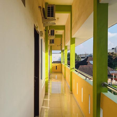 Teratai Residence Mitra Reddoorz Медан Екстер'єр фото