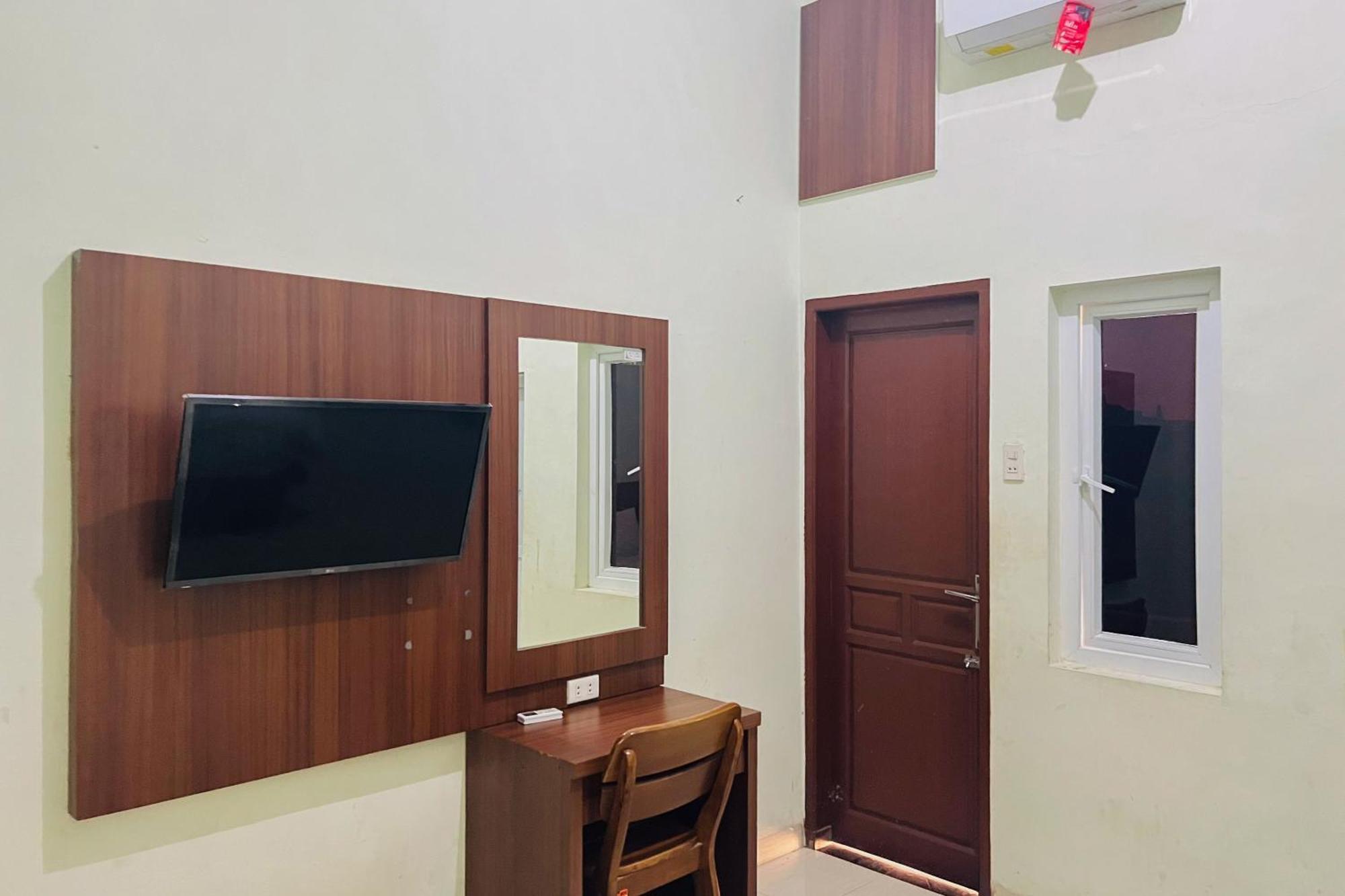 Teratai Residence Mitra Reddoorz Медан Екстер'єр фото